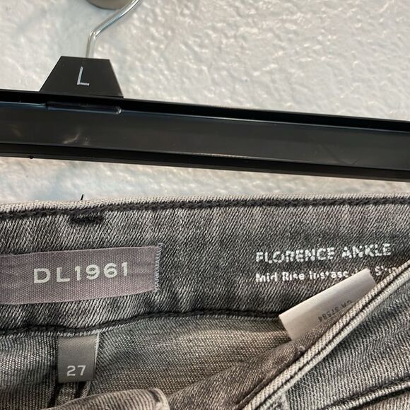 DL1961 Florence Mid Rise Instasculpt Skinny Ankle Chewed Hem Jeans Flint Wash 27 - Picture 5 of 10